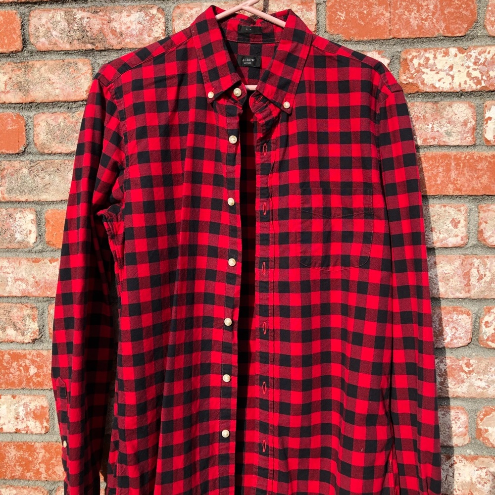 Red buffalo check button down